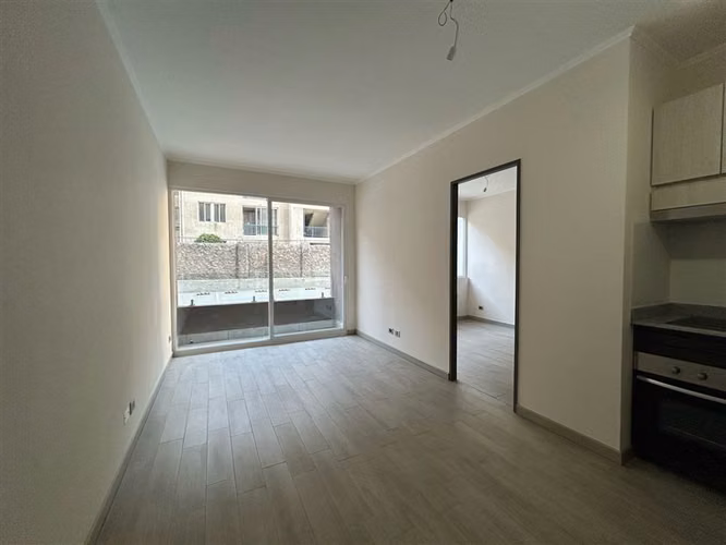 Departamento en venta de 1 dorm. en La Cisterna
