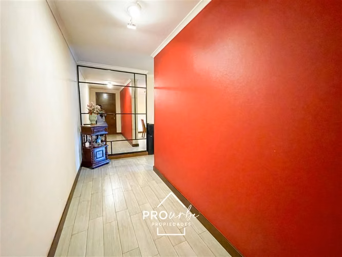 Departamento en venta de 2 dorm. en Lo Barnechea