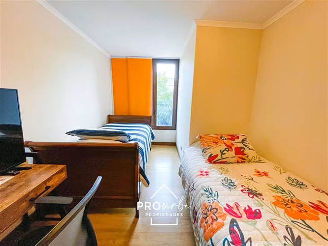 Departamento en venta de 2 dorm. en Lo Barnechea