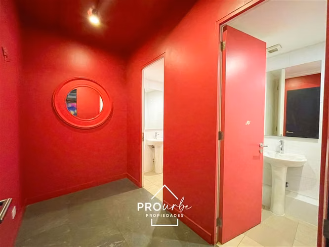 Departamento en venta de 2 dorm. en Lo Barnechea