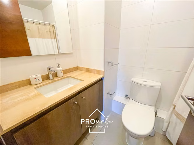 Departamento en venta de 2 dorm. en Lo Barnechea