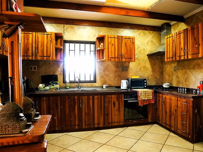 Parcela con casa en Venta Ex Fundo Miraflores - Quillota.