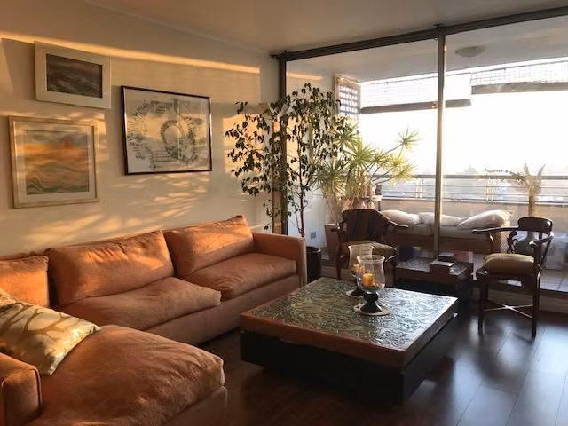 Departamento en venta de 2 dorm. en Las Condes