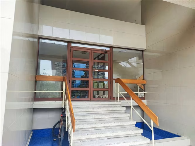 Departamento en venta de 3 dorm. en Las Condes