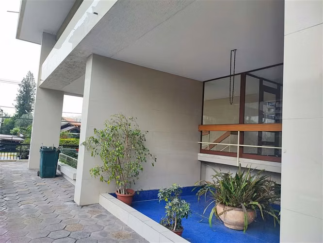 Departamento en venta de 3 dorm. en Las Condes