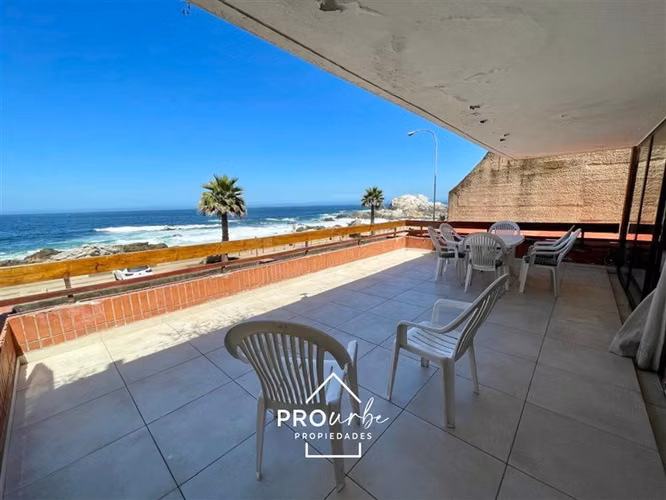 PRIMERA LINEA/ REÑACA / GRAN TERRAZA/ 2 SUITES