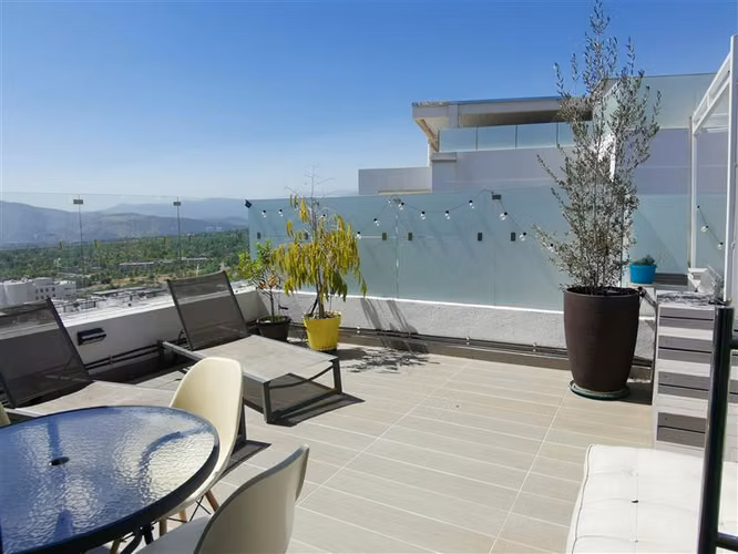 Departamento en venta de 3 dorm. en Las Condes