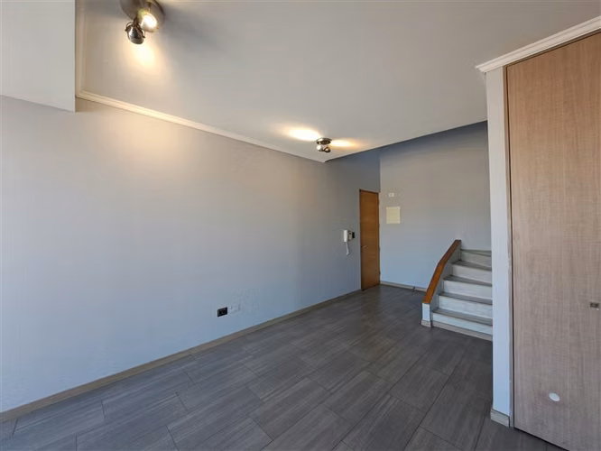 Venta departamento Duplex en San Miguel / Departamental