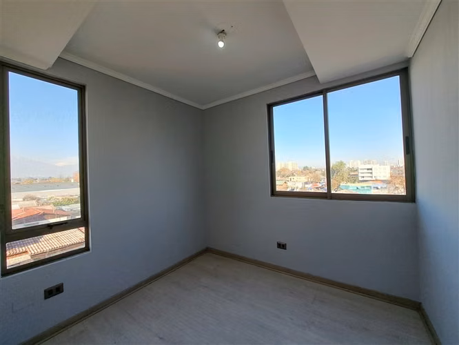 Venta departamento Duplex en San Miguel / Departamental