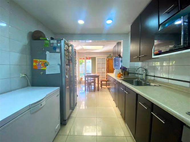 EN CONDOMINIO / 350 M2 DE TERRENO
