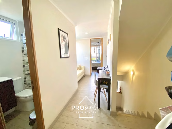 TownHouse de 3 pisos con patio y terraza panorámica - Imagen 24