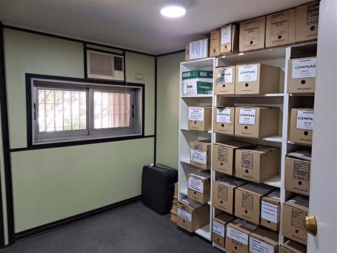 Bodega Industrial, Trifasica, 1109m2, buenos accesos