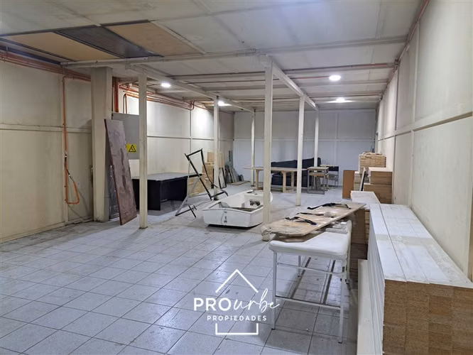 Industrial en arriendo en Quinta Normal