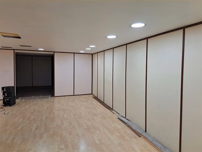 Bodega Industrial, Trifasica, 1109m2, buenos accesos