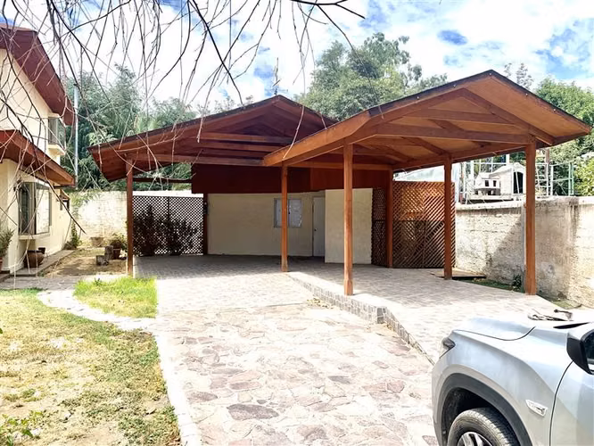 Amplia casa y muy céntrica / 5D 4B - Imagen 2