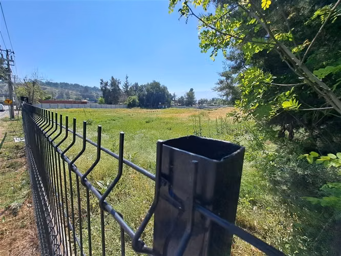Parcela en Arriendo en Colina