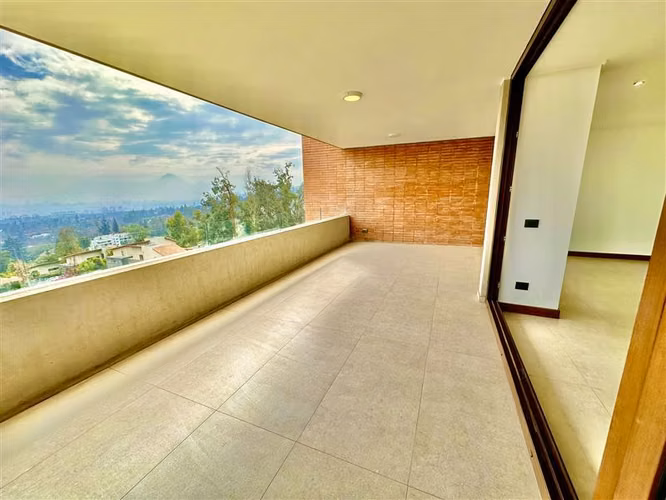 Departamento en venta de 3 dorm. en La Reina