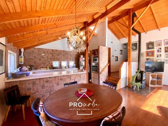 Parcela con 3 construcciones, Camino Farellones - Imagen 2