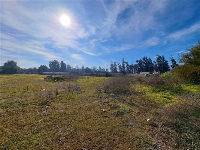 Sitio de 15.000m2 en arriendo en Colina Av Chicureo