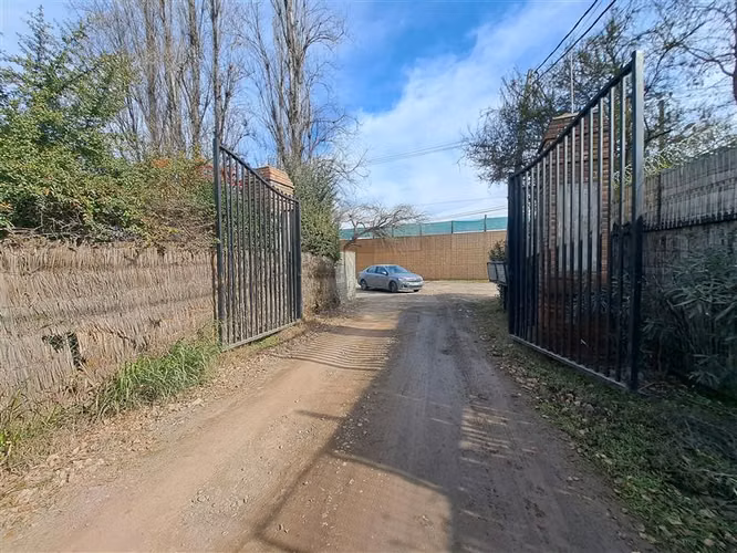 Parcela en arriendo en Colina