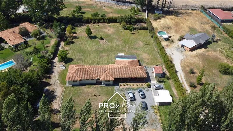 Casa en venta en Pirque
