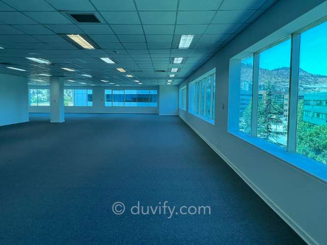 Oficina en arriendo en Huechuraba