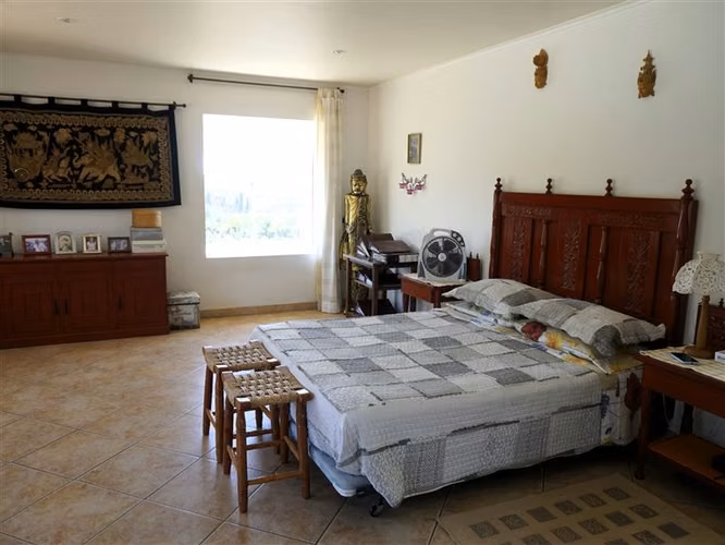 Casa 5D -5B Piscina en parcela, LIMACHE.