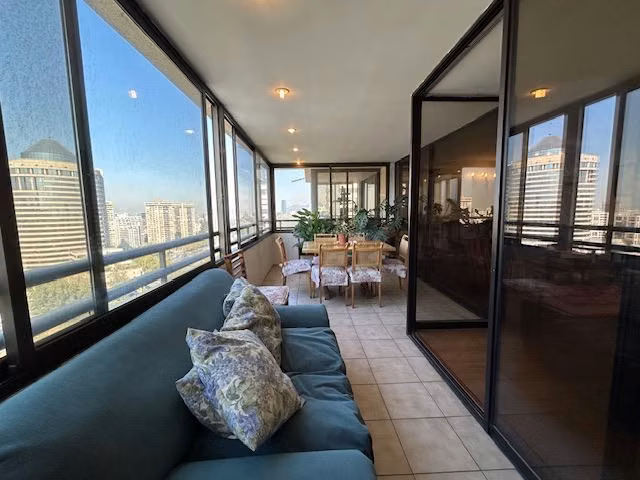 Departamento en venta de 6 dorm. en Vitacura. 4 estac, 2 bod - Imagen 23