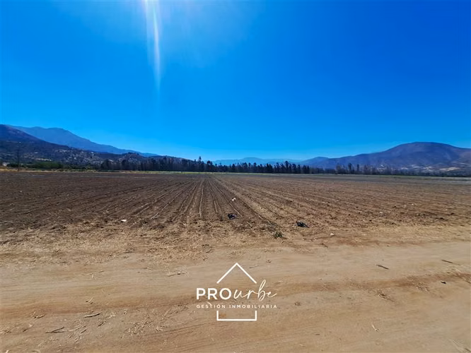 Gran Hacienda Curacavi 108 Hectáreas parcelables con agua
