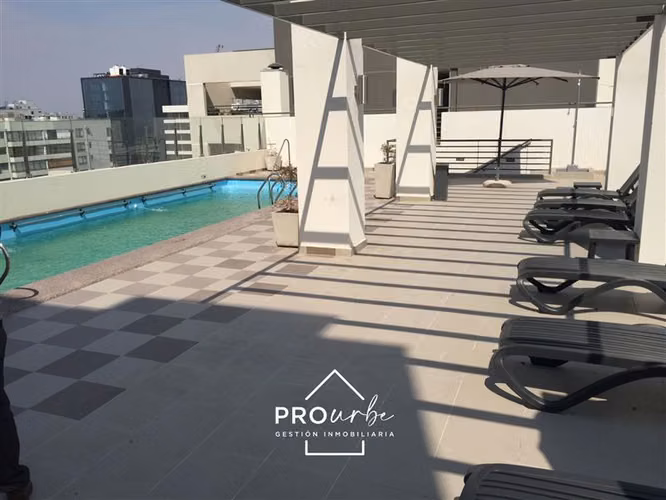 Departamento en venta de 1 dorm. a pasos del metro Santa Ana
