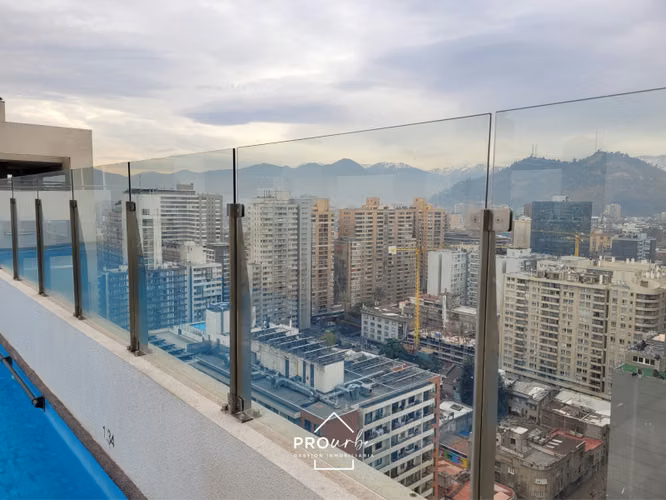 Departamento en venta de 1 dorm. a pasos del metro Santa Ana