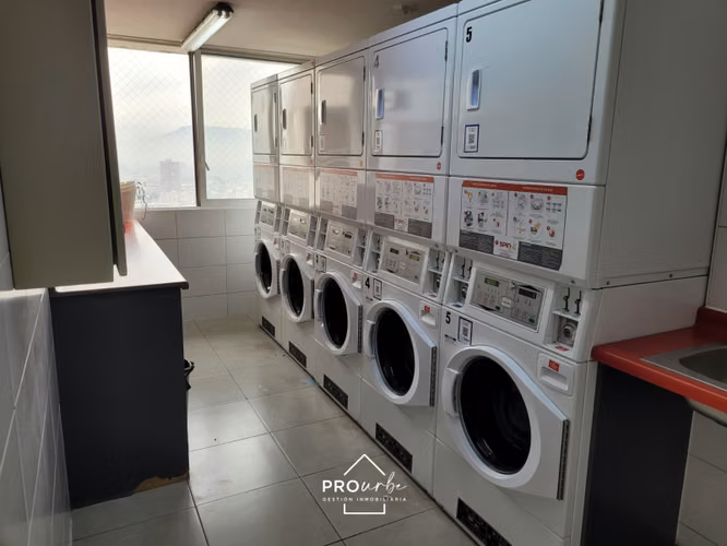 Departamento en venta de 1 dorm. a pasos del metro Santa Ana