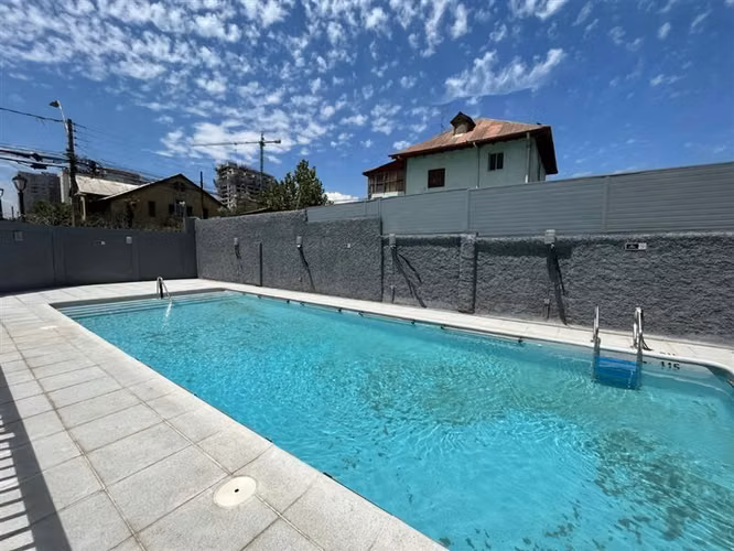 Departamento en venta de 1 dorm. en La Cisterna