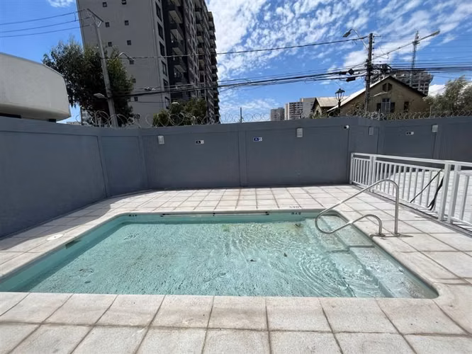 Departamento en venta de 1 dorm. en La Cisterna