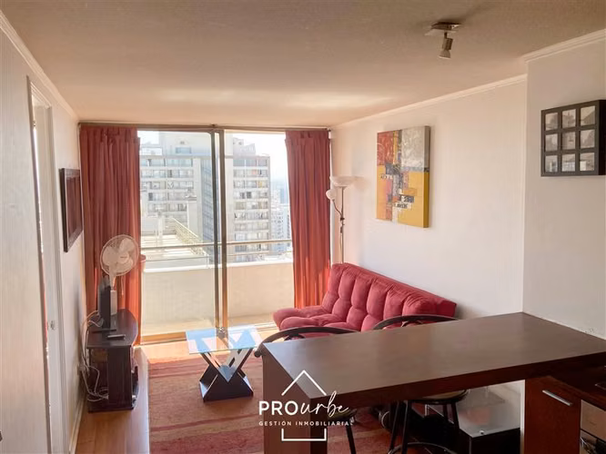 Departamento en venta de 1D/1B, Metro Santa Lucía, Santiago