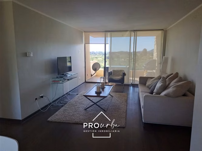 3 dormitorios, 2 en suite, piscina, cancha de golf, amoblado