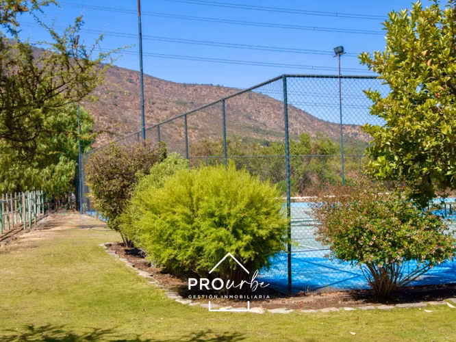 Venta parcela 5000m2 en Altos de Olmué urbanizada