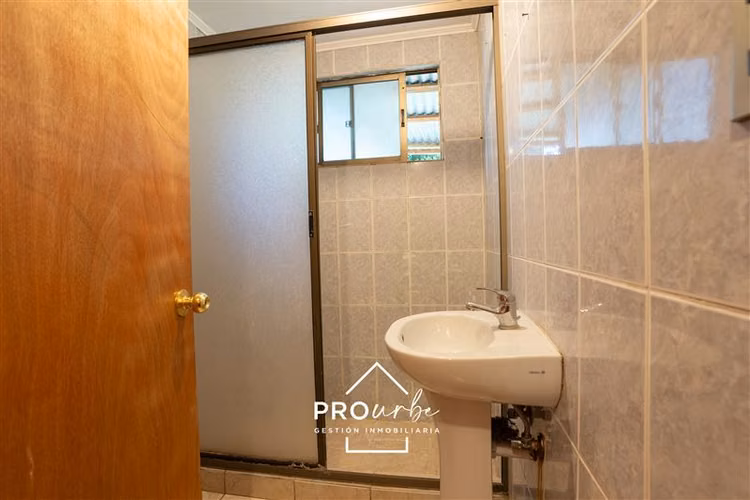 Parcela casa principal, más 2 cabañas, con derecho de agua