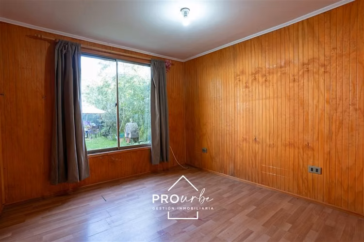 Parcela casa principal, más 2 cabañas, con derecho de agua
