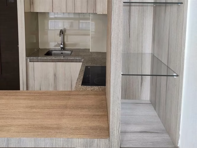 Departamento en venta de 1 dorm. Metro Plaza Chacabuco