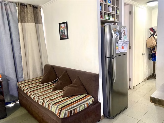 Departamento en venta de 2 dorm, Metro Plaza Chacabuco