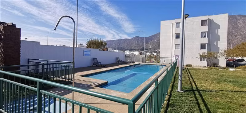 Dpto en venta 3D, 1B + 1 Est. en calle Ulriksen, La Serena