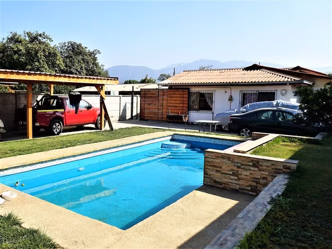 Casa en venta de 4D 3B, en La Calera. Región de Valparaíso.