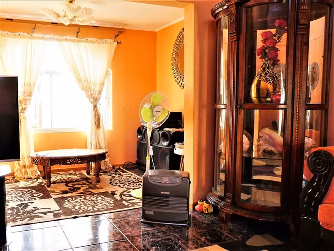Casa en venta de 4D 3B, en La Calera. Región de Valparaíso.