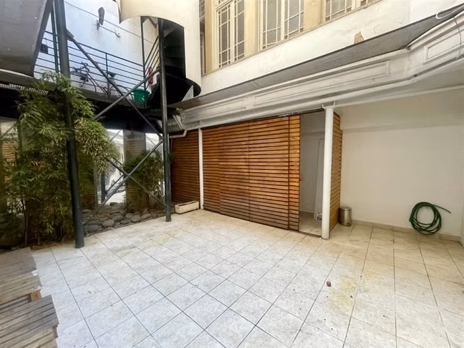 EXCLUSIVO CON PATIO PRIVADO / EXCELENTE ESTADO / YUNGAY - Imagen 15
