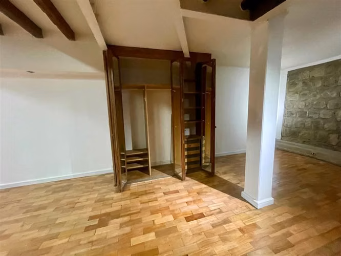 EXCLUSIVO CON PATIO PRIVADO / EXCELENTE ESTADO / YUNGAY - Imagen 10