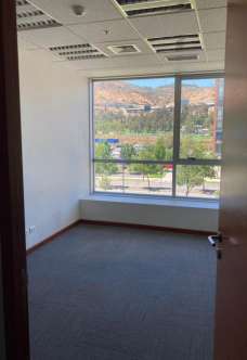 Oficina en arriendo en Huechuraba