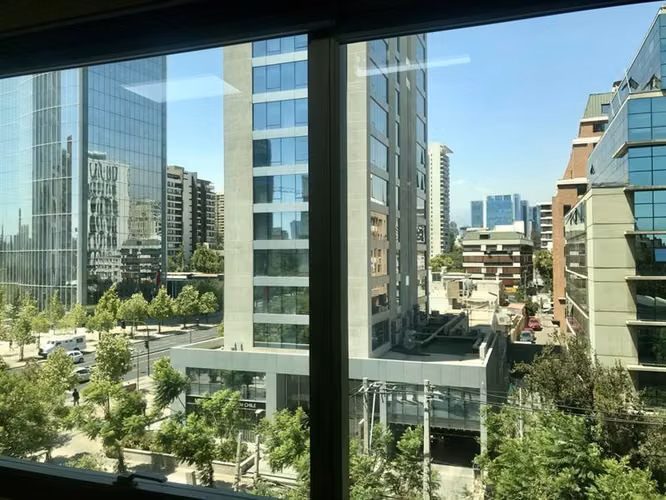 Oficina en arriendo en Las Condes