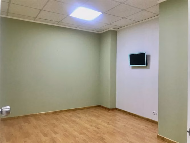 Oficina en arriendo en Las Condes