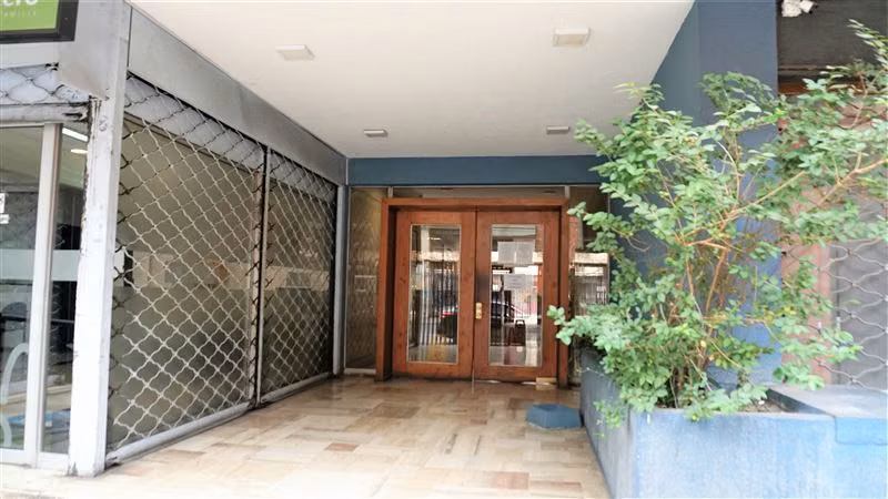 Oficina Venta 3 Privados 1 B. 1Est. Pza. Sotomayor-Valpo.